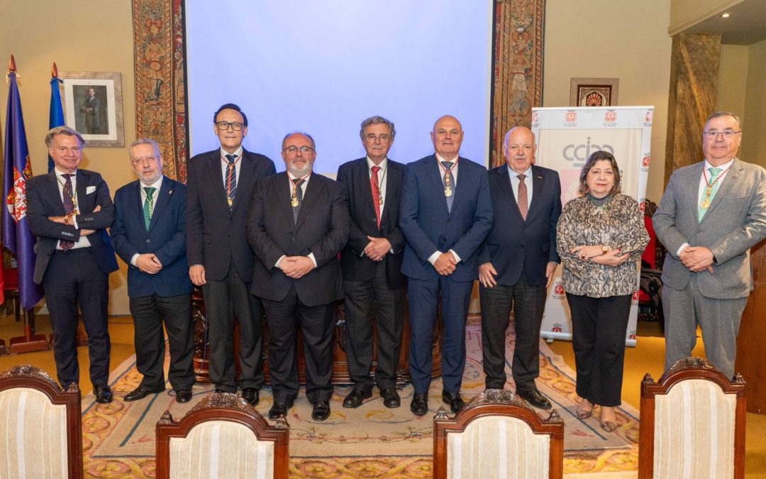 Los presidentes de las dos Reales Academias de Ciencias Veterinarias de Andalucía ingresan como Académicos Correspondientes en la Real Academia de Córdoba